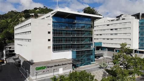 Centro Médico Santa Paula en Santa Rosa .